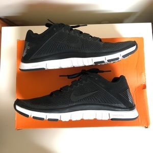 Men’s’ Nike Free Trainer 3.0  size 8.5